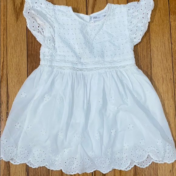 Zara Other - Zara 2-3 year eyelet dress